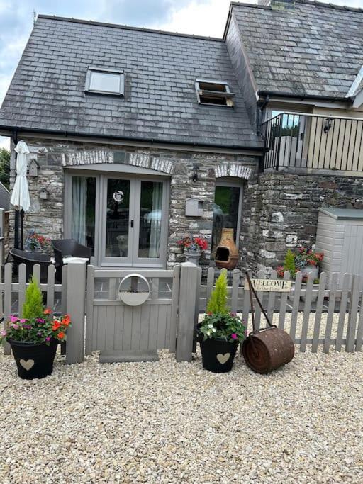 Syn Y Nant Apartment Llangorse Exterior photo